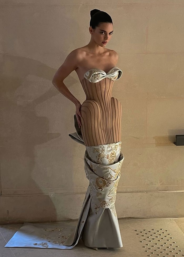 Kendall Jenner na Paris Fashion Week