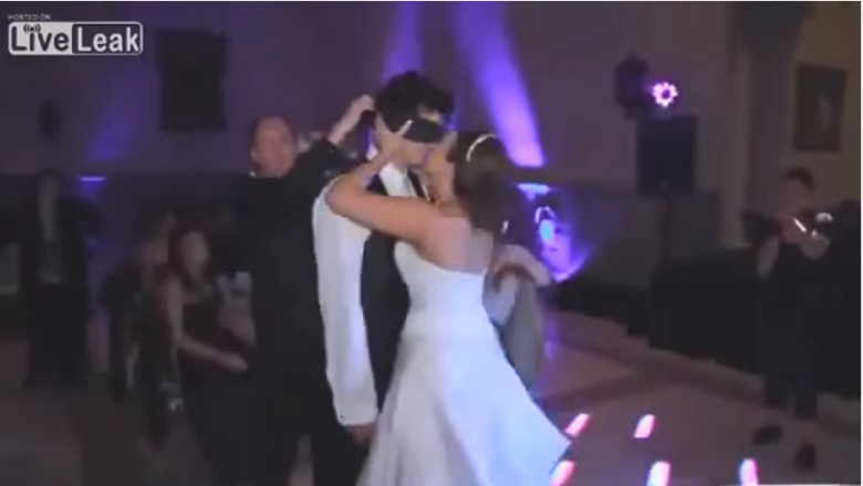 Zawiązali mu oczy i powiedzieli że to żona! Pan młody po tej zabawie już nigdy nie spojrzy na teściową! 