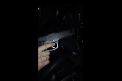 Janusz z Grażyną nagrali jak strzelają do aut. Policja z Głogowa publikuje film