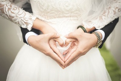 Wiedziała, że narzeczony ją zdradza. Postanowiła zaczekać z zemstą do ołtarza 