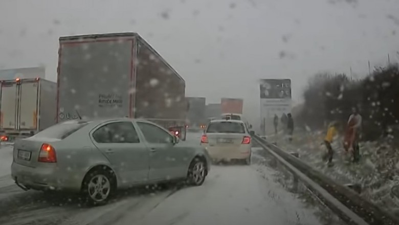 Nagranie z karambolu w Czechach, gdzie zderzyło się 40 pojazdów 