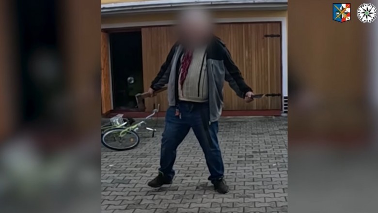 Pijany ruszył na policjantów z siekierą i nożem. Interwencja mogła skończyć się tragedią