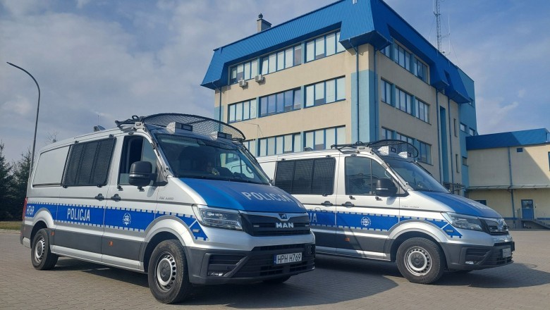 Kolejny skandal w policji, tym razem w Grójcu. Naczelnik miał pisać do podwładnej: „dyga mi łodyga”