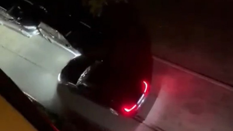 Kierująca BMW urządziła „tor przeszkód” na parkingu. Uszkodziła łącznie 6 samochodów