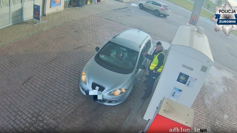 Jechał zygzakiem, potem uciął sobie drzemkę na stacji. 38-latka obudziła policja