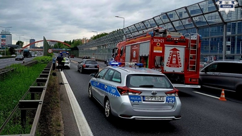 Pijana 33-latka próbowała przebiec przez A4. Została potrącona i doprowadziła do kolizji