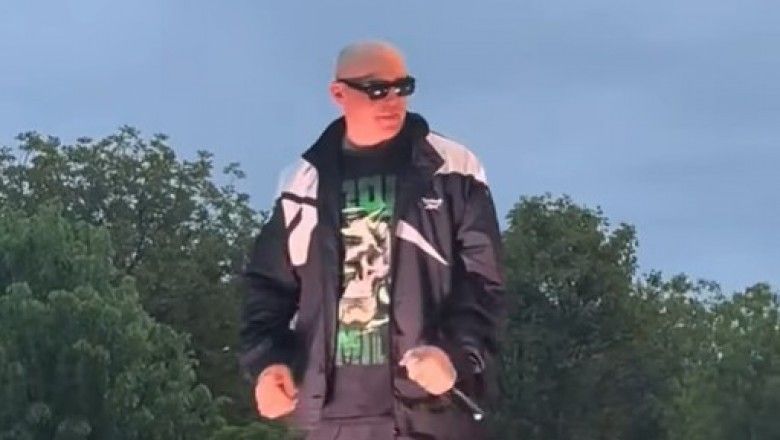„Pokaż d*pę!" Słoń przywitany przez studentów na Juwenaliach w Krakowie. Stwierdził, że wszystkich zgłosi uczelni